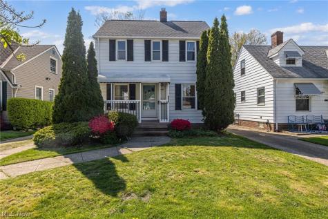 3268 W 142nd Street Cleveland OH 44111
