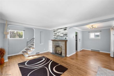 3268 W 142nd Street Cleveland OH 44111