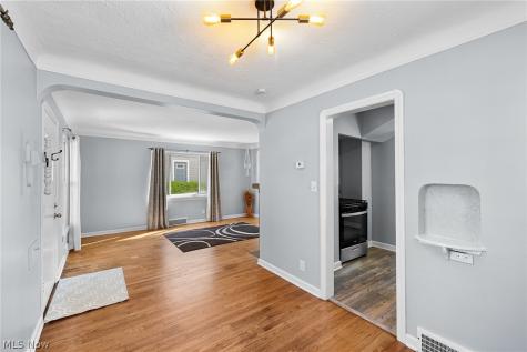 3268 W 142nd Street Cleveland OH 44111