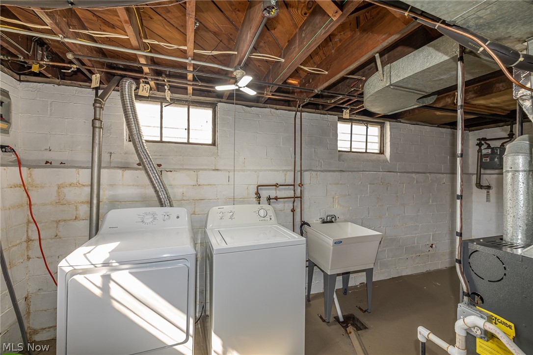 3268 W 142nd Street Cleveland OH 44111