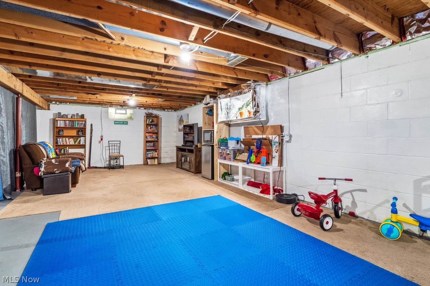 2015 Wittenberg Street Louisville OH 44641