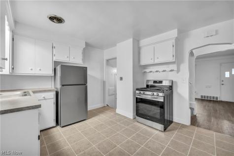 4625 E 88th Street Garfield Heights OH 44125