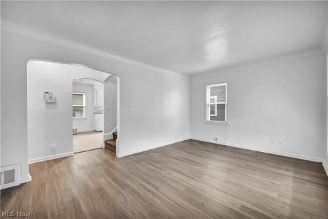 4625 E 88th Street Garfield Heights OH 44125