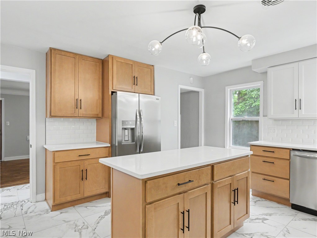 19808 Kings Highway Warrensville Heights OH 44122