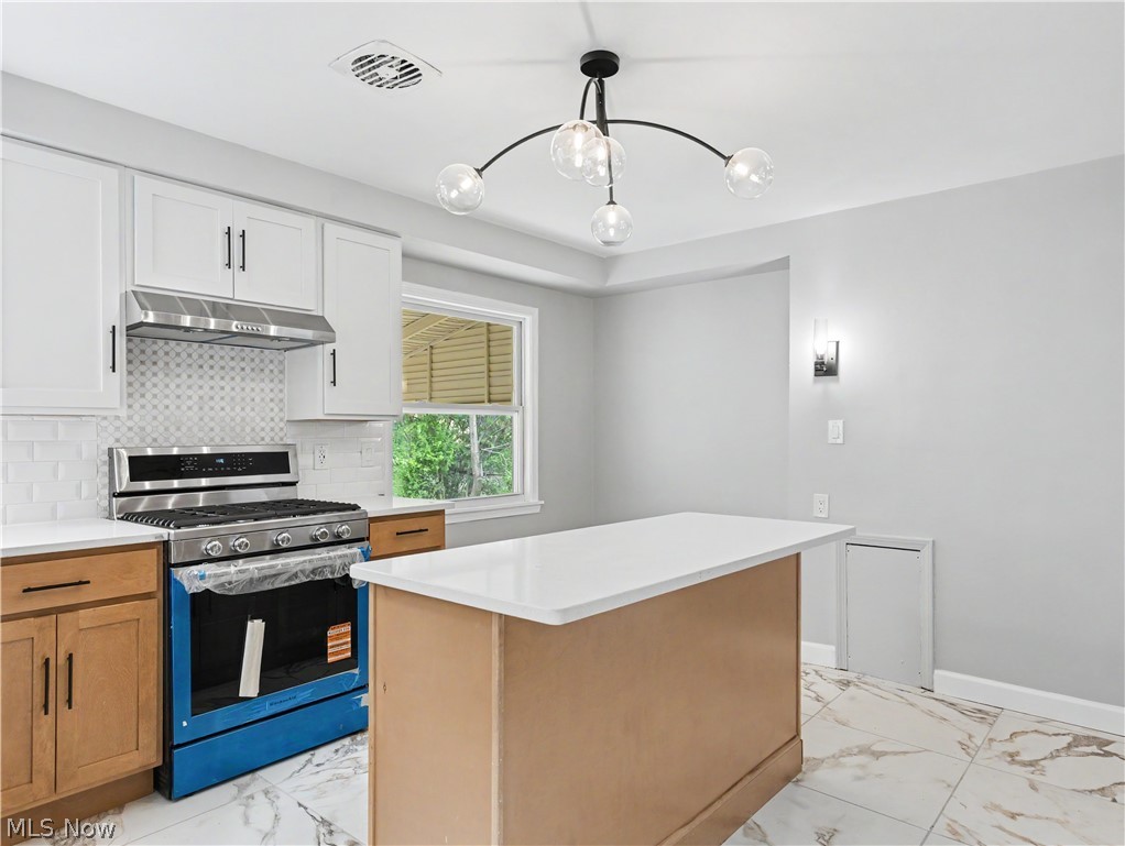 19808 Kings Highway Warrensville Heights OH 44122