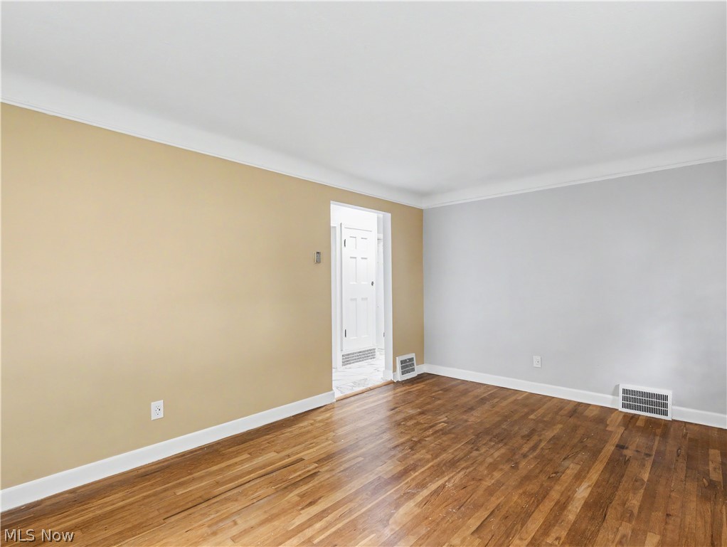 19808 Kings Highway Warrensville Heights OH 44122