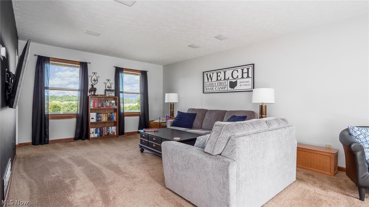 1480 Sunflower Road New Concord OH 43762