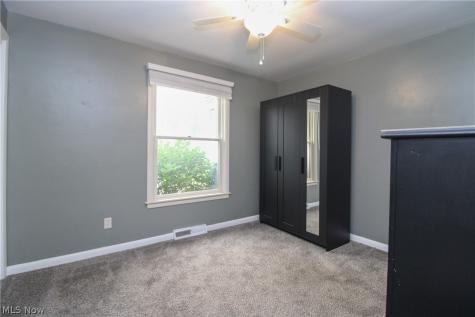 2985 Heatherbrae Drive Youngstown OH 44514