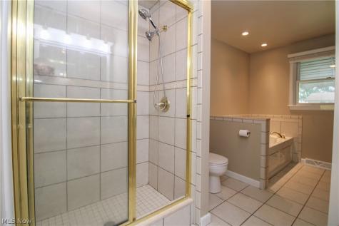 2985 Heatherbrae Drive Youngstown OH 44514