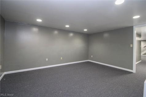2985 Heatherbrae Drive Youngstown OH 44514