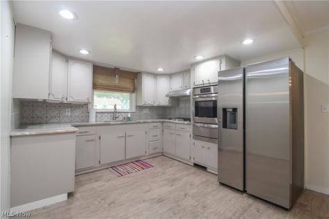 2985 Heatherbrae Drive Youngstown OH 44514