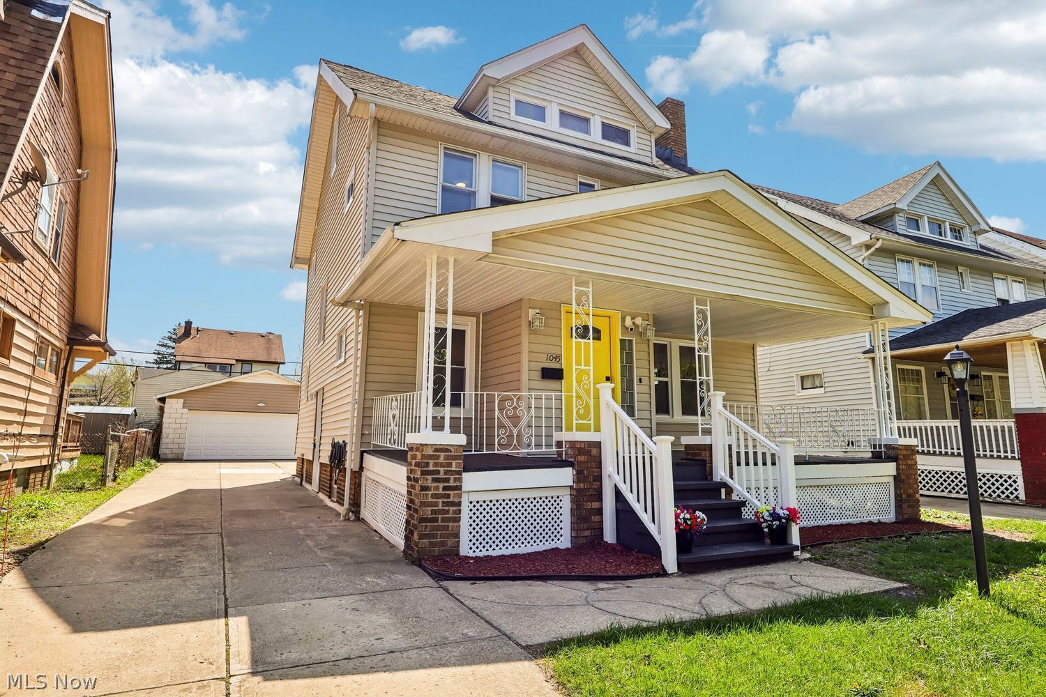 1045 Nela View Road Cleveland Heights OH 44112