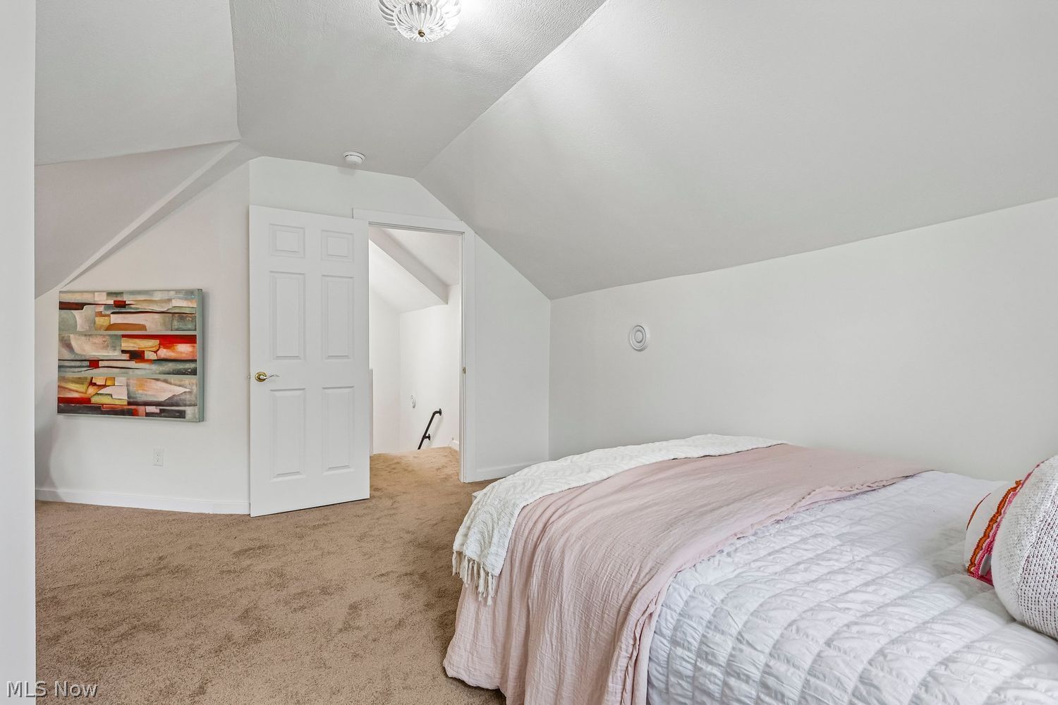 1045 Nela View Road Cleveland Heights OH 44112