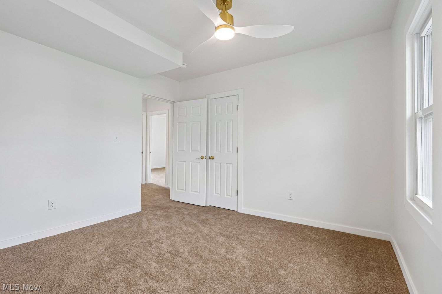 1045 Nela View Road Cleveland Heights OH 44112