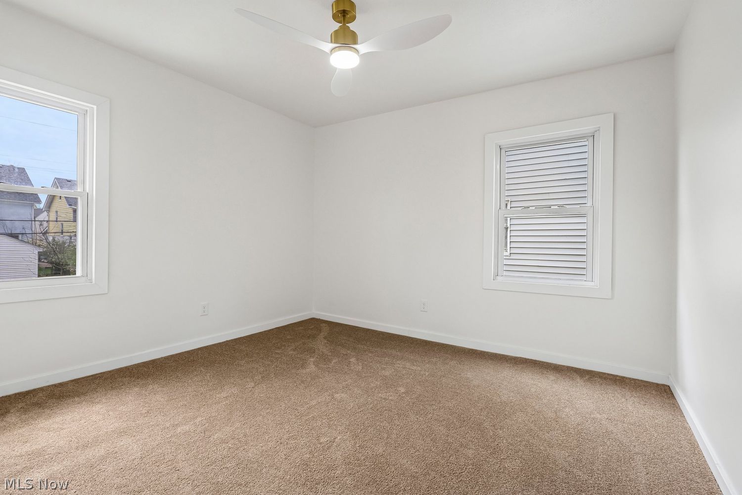 1045 Nela View Road Cleveland Heights OH 44112