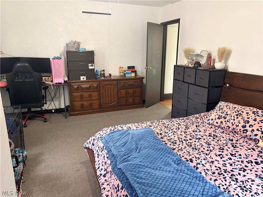 75 5th Street Campbell OH 44405