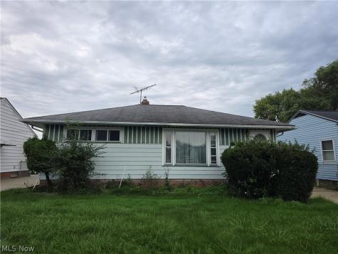 19145 Homeway Avenue Cleveland OH 44135