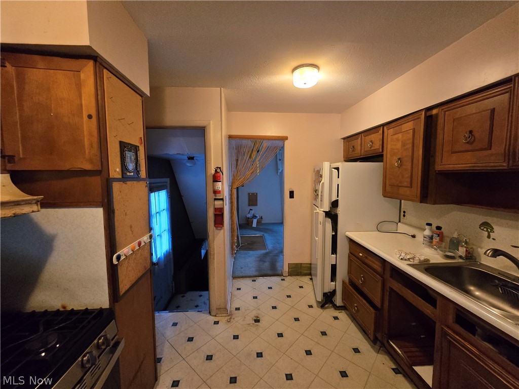 19145 Homeway Avenue Cleveland OH 44135