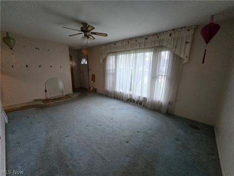 19145 Homeway Avenue Cleveland OH 44135