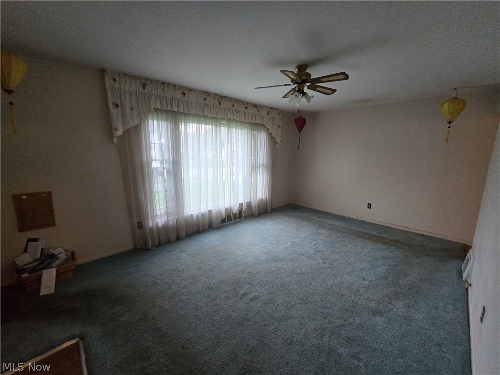 19145 Homeway Avenue Cleveland OH 44135