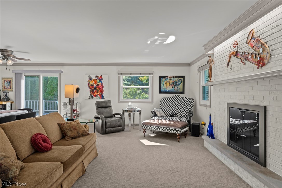 907 Lindy Lane Avenue SW North Canton OH 44720