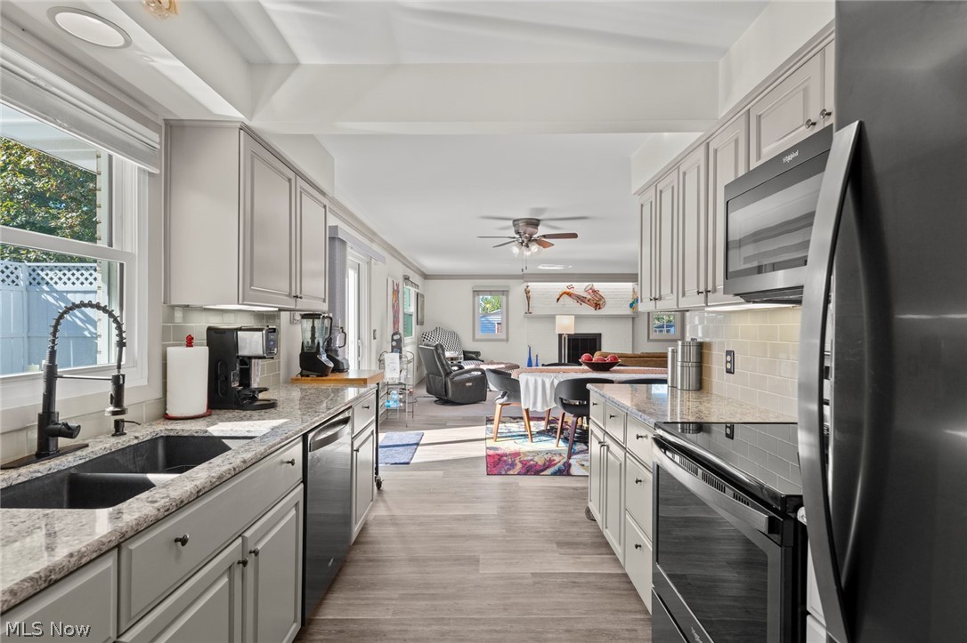 907 Lindy Lane Avenue SW North Canton OH 44720