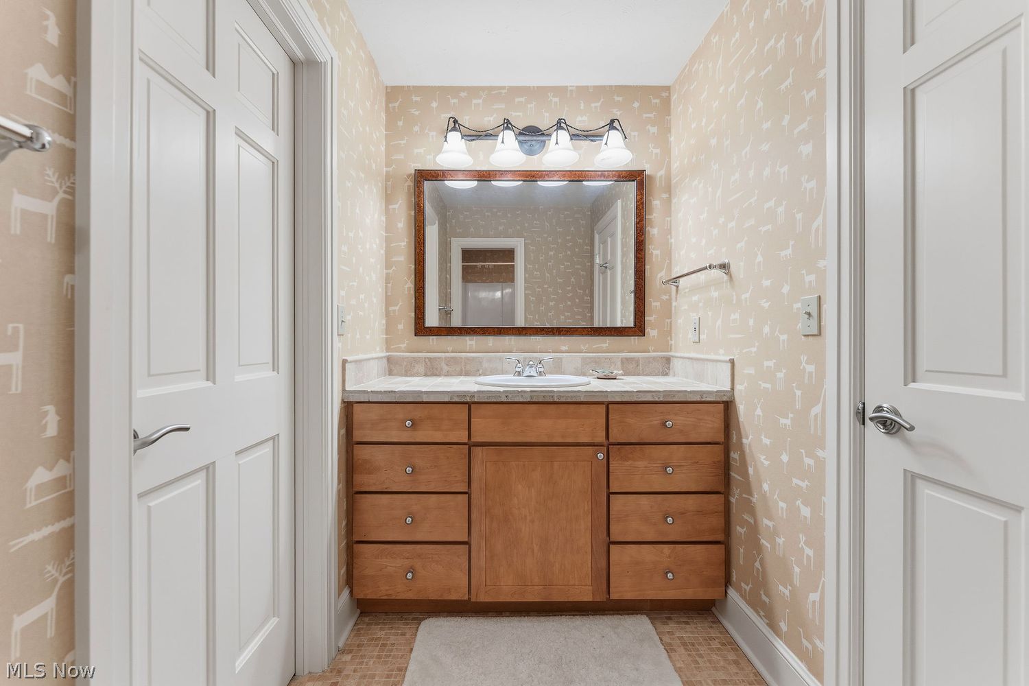 3825 Weymouth Woods Drive Medina OH 44256