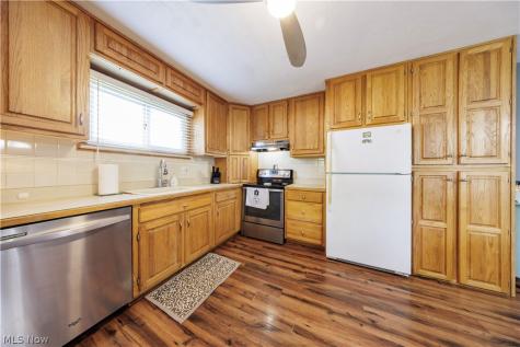 395 Pattie Drive Berea OH 44017