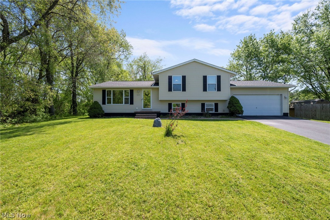 4602 High Mill Avenue NW Massillon OH 44647
