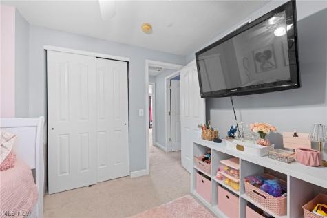 4602 High Mill Avenue NW Massillon OH 44647