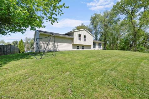 4602 High Mill Avenue NW Massillon OH 44647