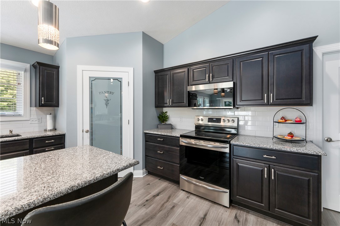 930 Cabot Drive Canal Fulton OH 44614