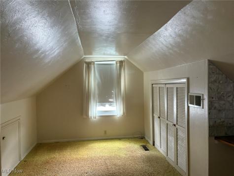 453 Kenyon Avenue Elyria OH 44035