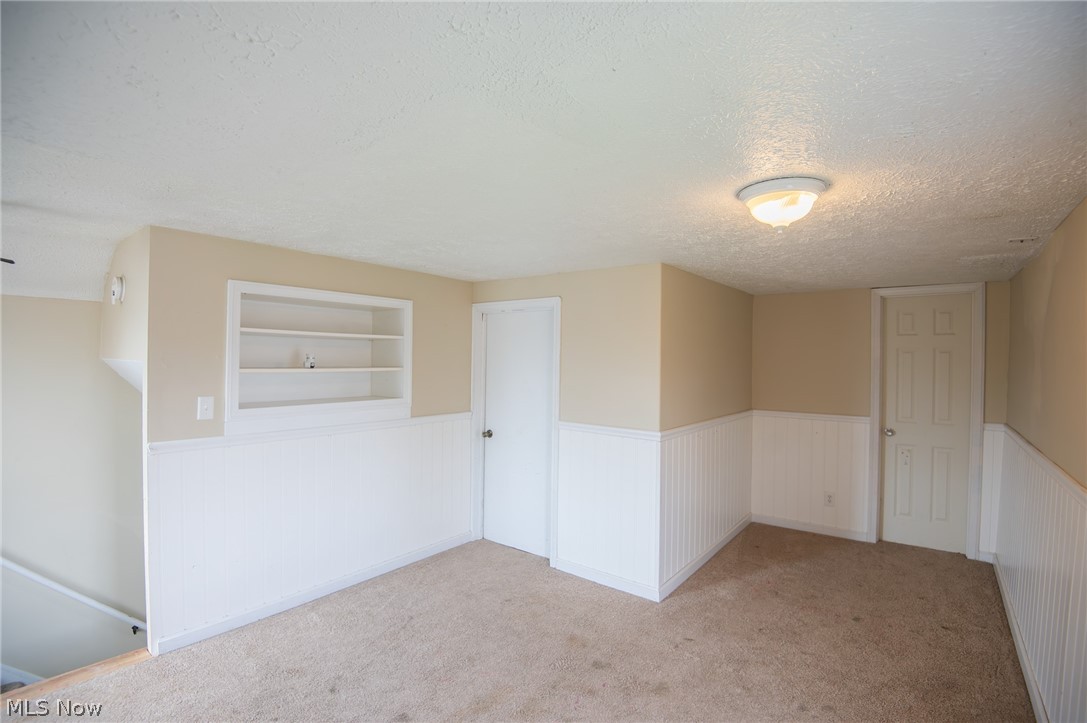 107 Renee Drive Struthers OH 44471