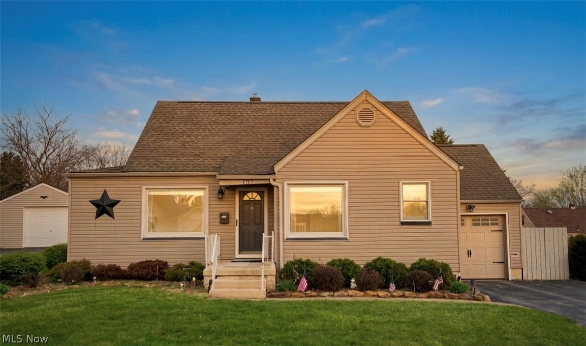 107 Renee Drive Struthers OH 44471