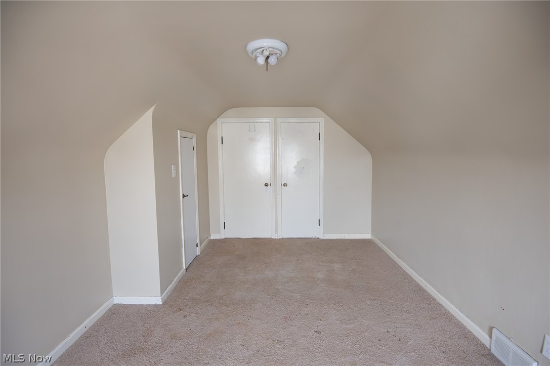107 Renee Drive Struthers OH 44471