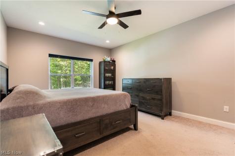 5585 Shadow Ridge Circle NW North Canton OH 44720