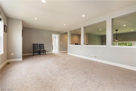 5585 Shadow Ridge Circle NW North Canton OH 44720