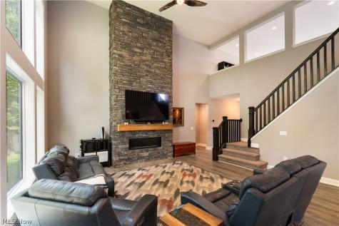 5585 Shadow Ridge Circle NW North Canton OH 44720