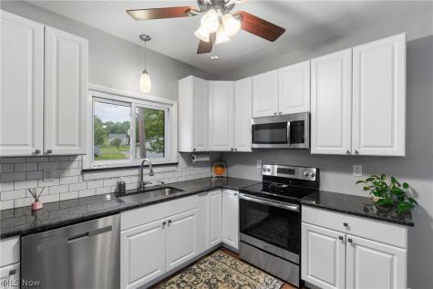25001 Chardon Road Richmond Heights OH 44143