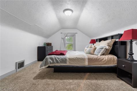 25001 Chardon Road Richmond Heights OH 44143