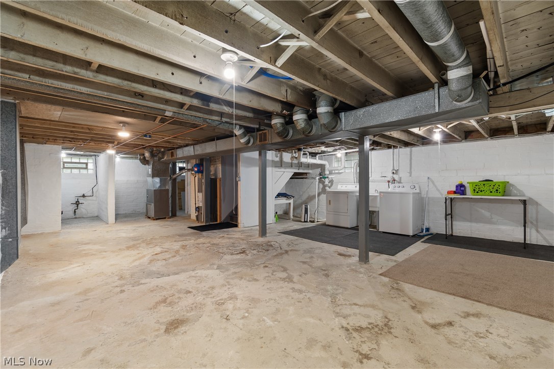 25001 Chardon Road Richmond Heights OH 44143