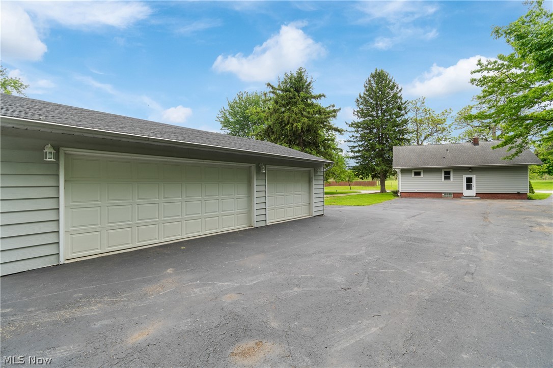 25001 Chardon Road Richmond Heights OH 44143