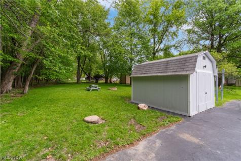 25001 Chardon Road Richmond Heights OH 44143