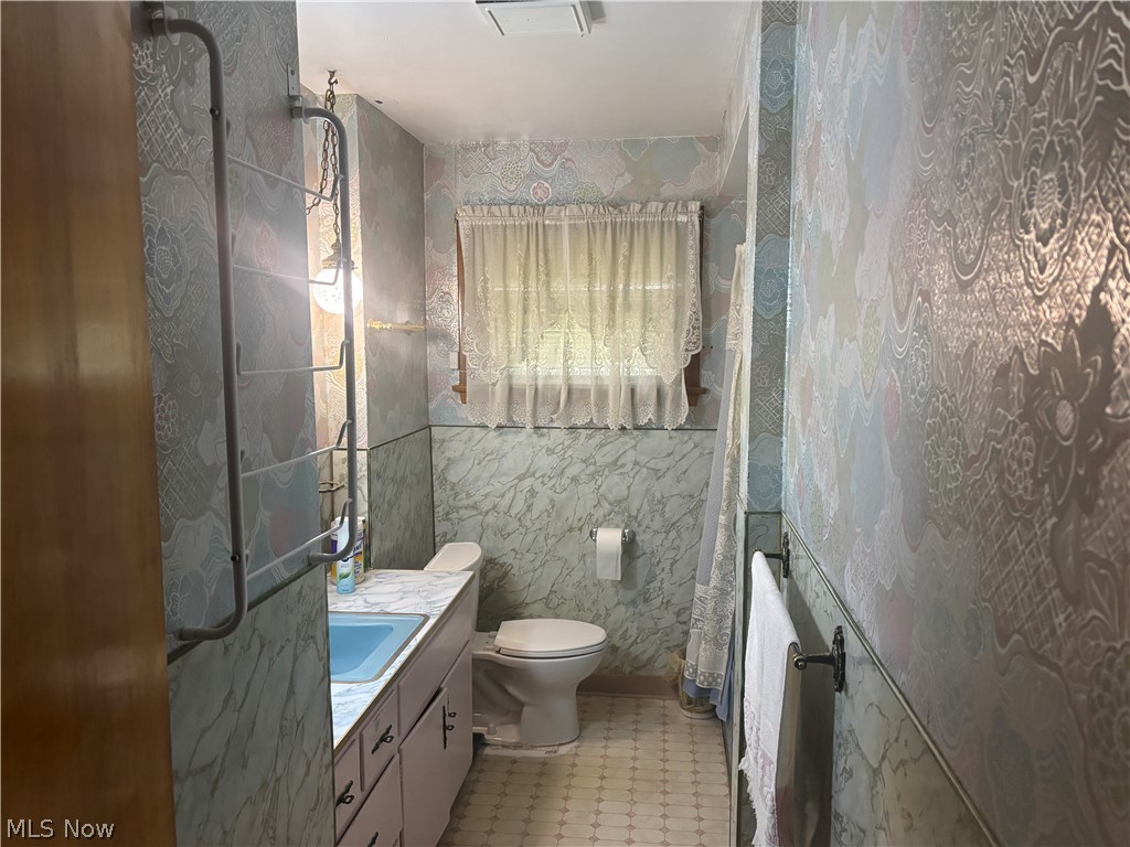 347 Porter Avenue Campbell OH 44405