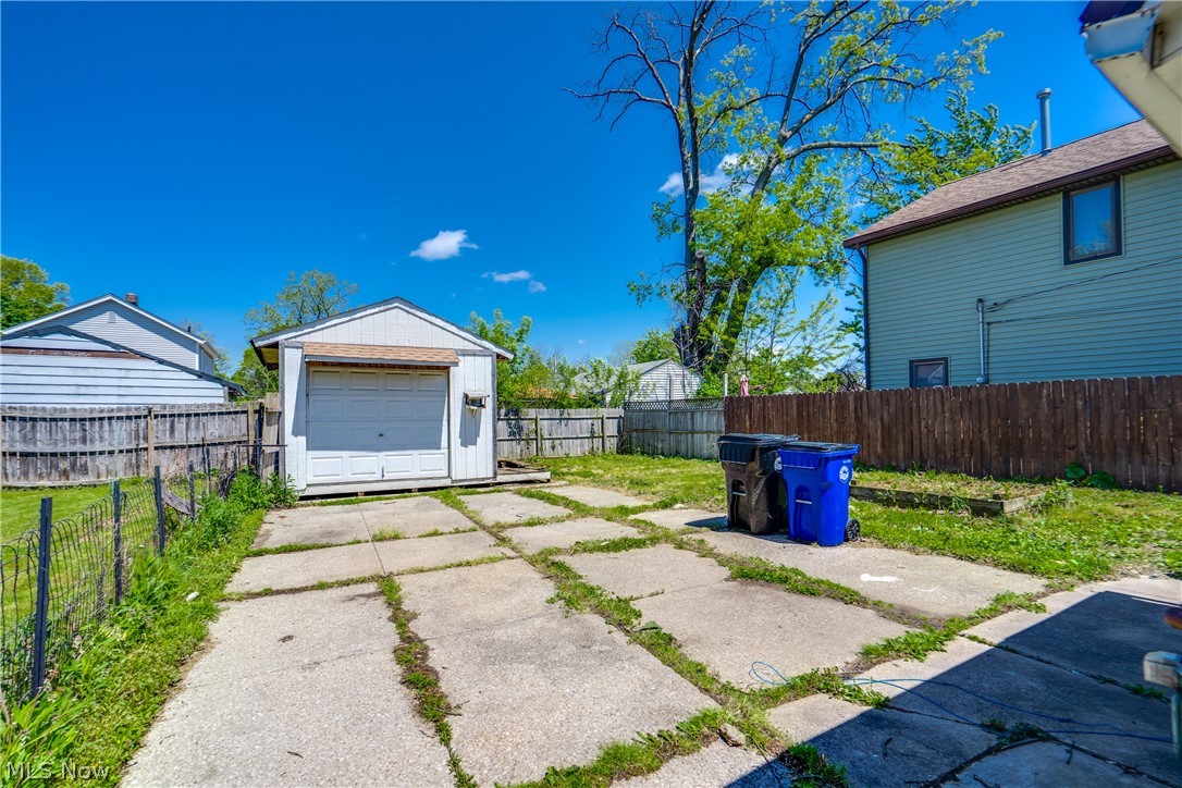 12512 Mcgowan Avenue Cleveland OH 44135