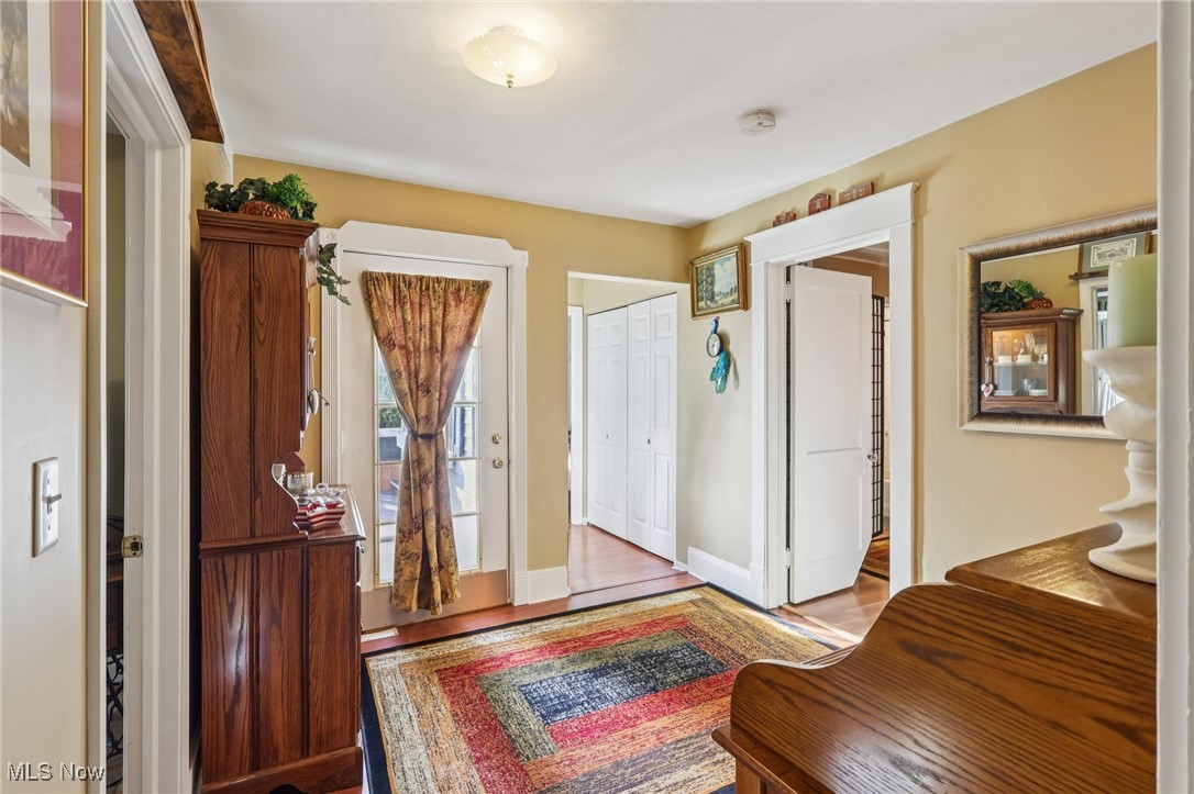 807 Fairfield School Road Columbiana OH 44408