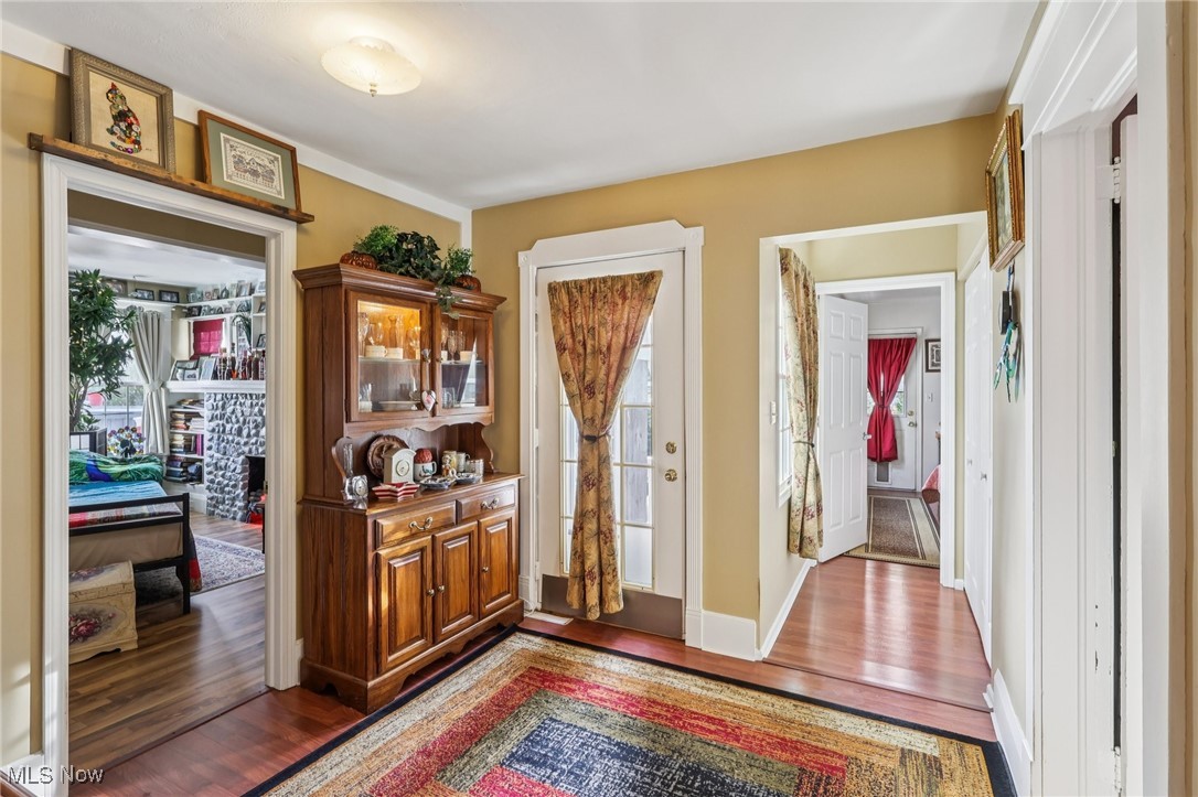 807 Fairfield School Road Columbiana OH 44408