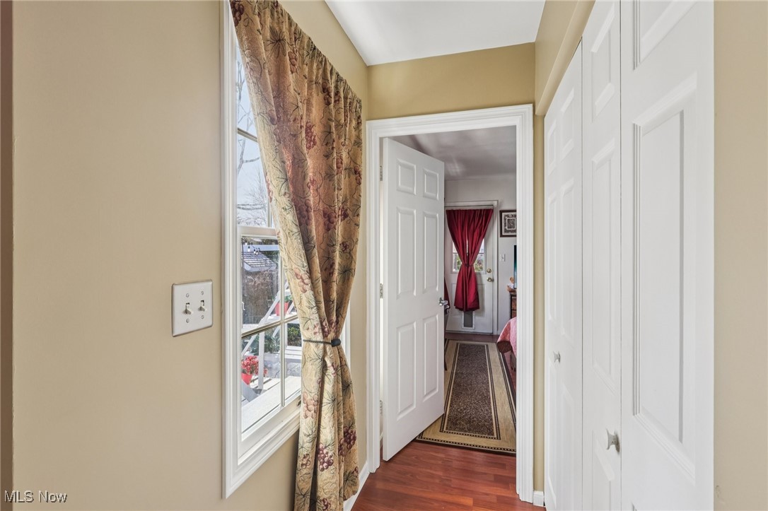 807 Fairfield School Road Columbiana OH 44408
