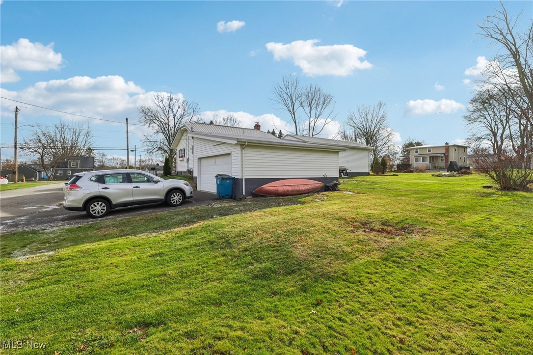 807 Fairfield School Road Columbiana OH 44408
